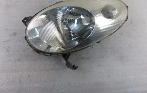 Nissan Micra Headlight/headlamp