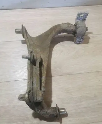 Volvo XC90 Rear control arm 8634886