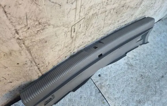 Volkswagen Golf Plus Trunk/boot sill cover protection 5M0863459C 5M0863651A