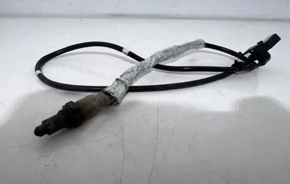 Volkswagen Taigo Lambda probe sensor 04E906262KE