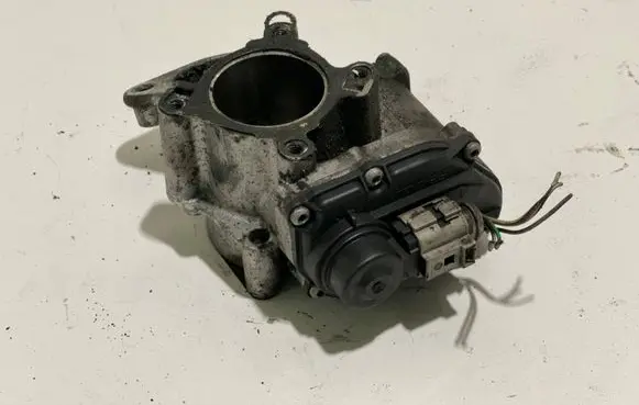 Opel Vivaro EGR valve A2C53179081