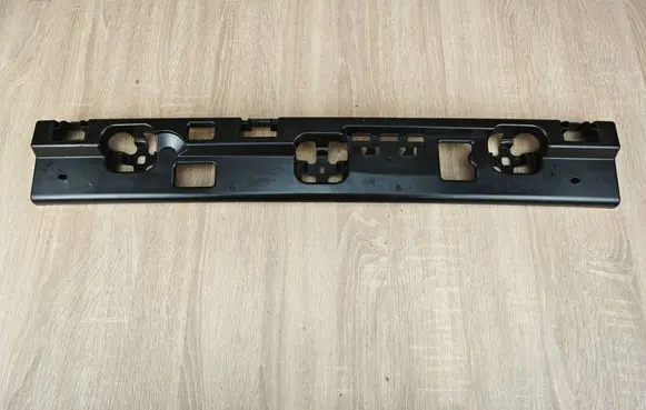 BMW 4 G22 G23 G24 G26 Rear bumper mounting bracket 8737070
