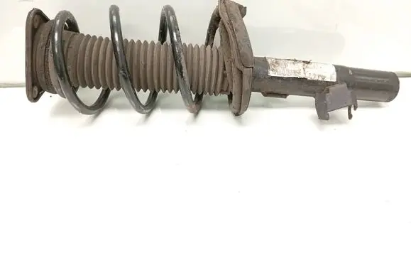 Volvo V40 Front shock absorber with coil spring 31387747
