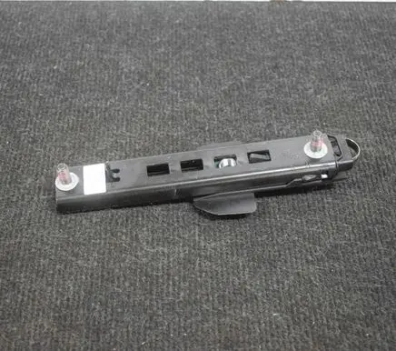 Volvo XC90 Seat belt height adjuster 31332261
