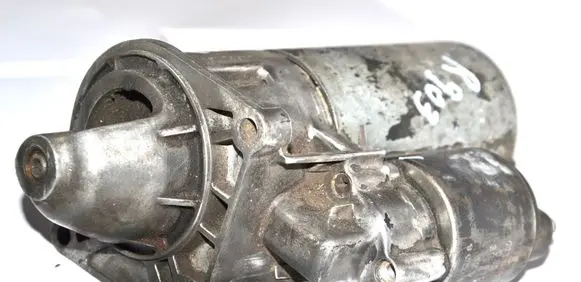 Alfa Romeo 164 Starter motor 0001108048
