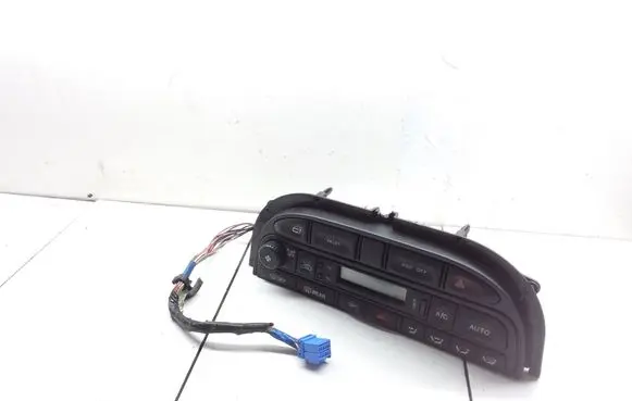 Jaguar XJ X308 Climate control unit LJA7690BB 1464306141