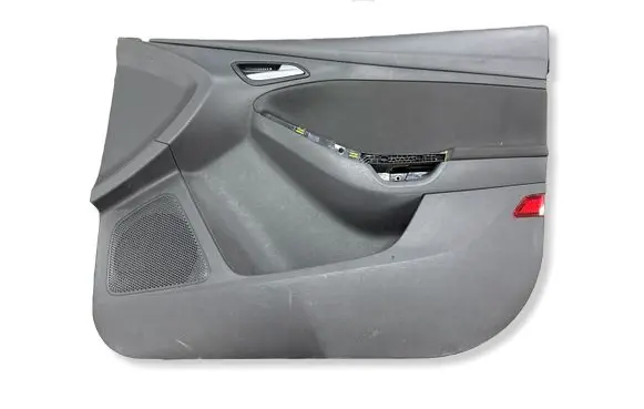 Ford Focus Front door card panel trim 
