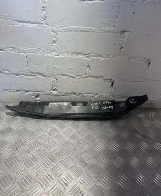 Fender end trim
