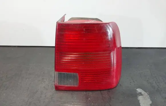 Volkswagen PASSAT B5 Rear/tail lights 3B5945096F
