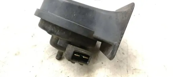 Volkswagen Golf IV Horn signal 00884