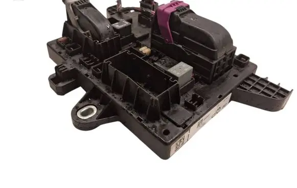 Opel Astra J Fuse module 365927271
