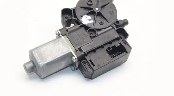Volkswagen Beetle A5 Front door window regulator motor 6R0959802DQ