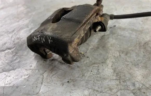 Volkswagen Golf IV Front brake caliper