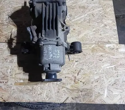 Gearbox transfer box case