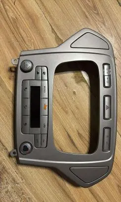 Ford Mondeo MK IV Climate control unit 7S7T18C612AG W9JA48335