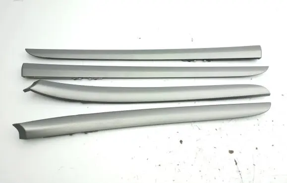 Toyota Avensis T250 Door card panel trim set B0URB0N8561