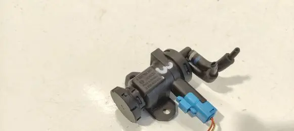Citroen C5 Turbo solenoid valve 9635704380
