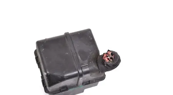 Volkswagen PASSAT B7 Fuse box set 7N0937311
