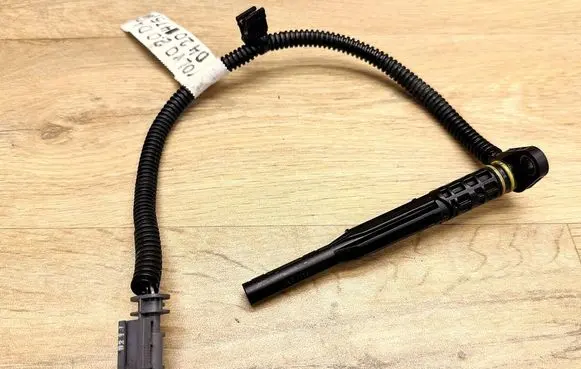 Volvo S60 Oil level sensor 31370845