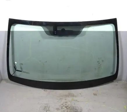 Subaru Legacy Front windscreen/windshield window 