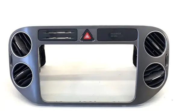 Volkswagen Golf Plus Dashboard side air vent grill/cover trim 5M0858071K