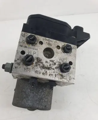 Audi A4 S4 B7 8E 8H ABS Pump 8E0614111T 0265202401