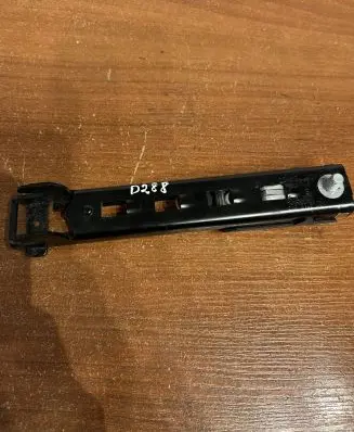 Mercedes-Benz E W212 Seat belt adjustment rail D288 606802800