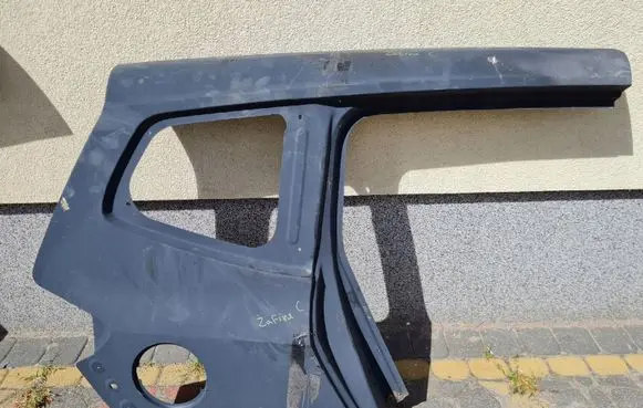 Opel Zafira C Rear quarter panel 