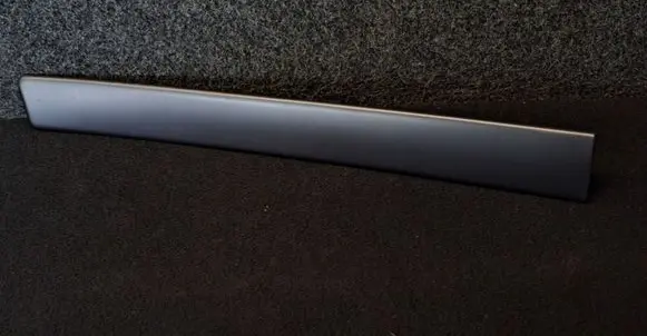 Audi A6 S6 C5 4B Front door trim bar 4B0867409