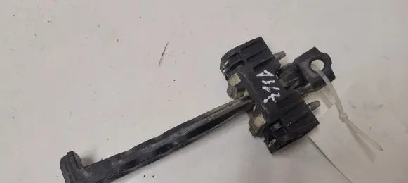Citroen C4 I Front door check strap stopper