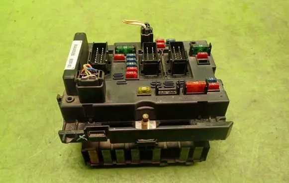 Peugeot 307 BSM Control unit 9646405280