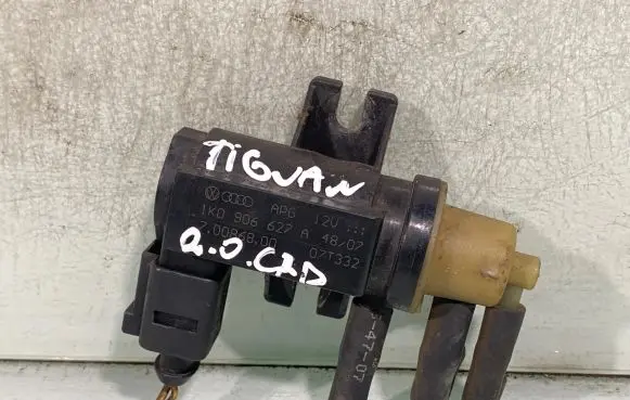 Volkswagen Tiguan Turbo solenoid valve 1k0906627a
