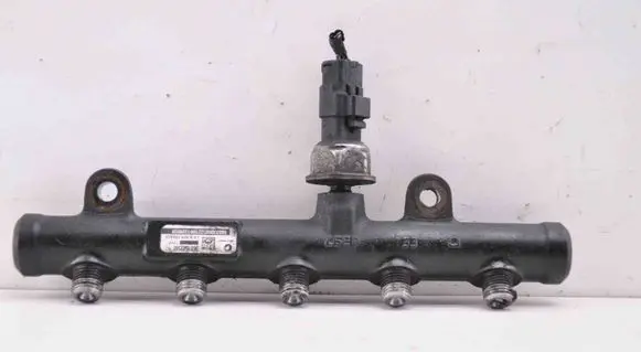 Fuel main line pipe