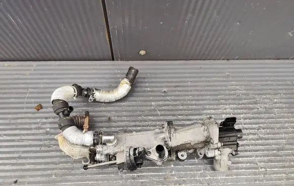 Land Rover Discovery Sport EGR valve cooler 9809671180