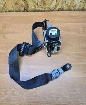 Volvo S60 Front seatbelt 616155800 012R0000