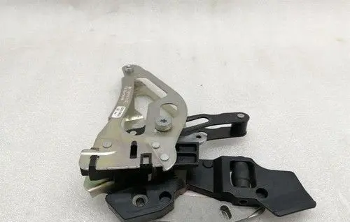 Mercedes-Benz SL R230 Tailgate/trunk/boot hinge A2307901471