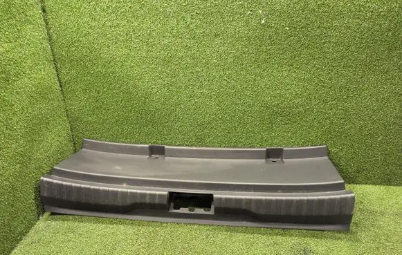 Renault Arkana Trunk/boot sill cover protection D28400JL000