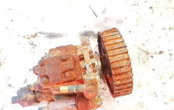Peugeot Partner Fuel injection high pressure pump