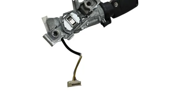 Volkswagen Golf VII Ignition lock 1K0905851