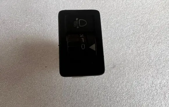 Suzuki Alto Headlight level height control switch