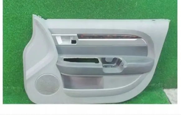 Chrysler Sebring (JS) Front door card panel trim