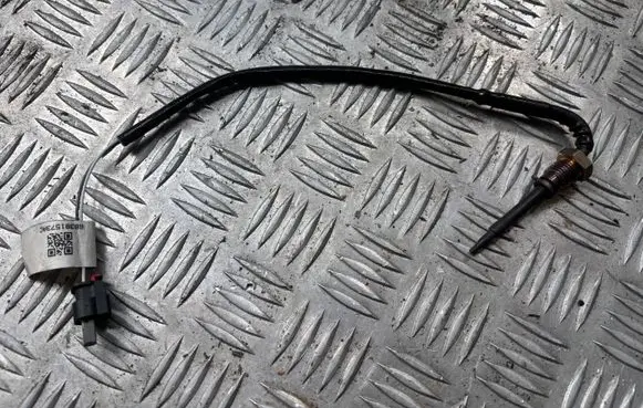 Jeep Compass Exhaust gas temperature sensor 68381573AC