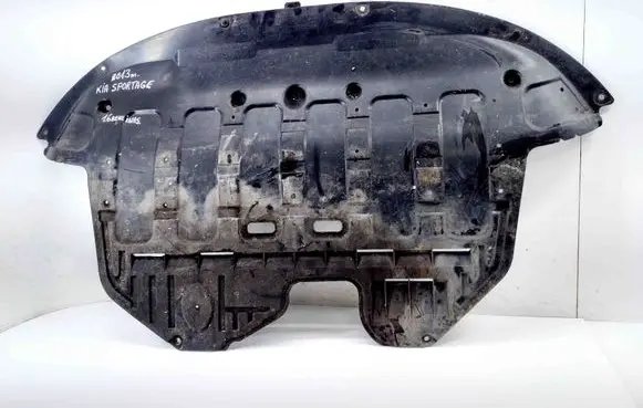 KIA Sportage Engine splash shield/under tray