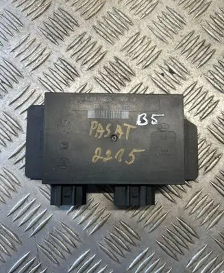 Volkswagen PASSAT B5 Comfort/convenience module 1J0959799J
