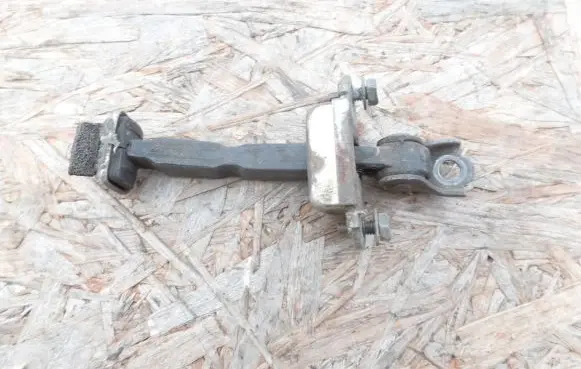 Infiniti G20 Front door check strap stopper