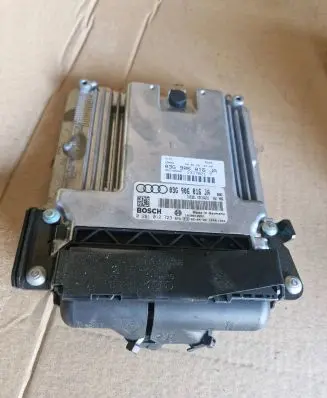 Audi A4 S4 B7 8E 8H Engine control unit/module 03g906016ja