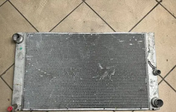BMW 5 E60 E61 Coolant radiator 7795878 E9990003