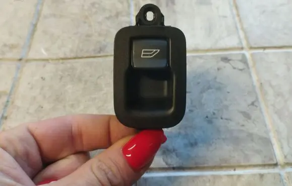 Volvo V50 Electric window control switch 03451400 65884