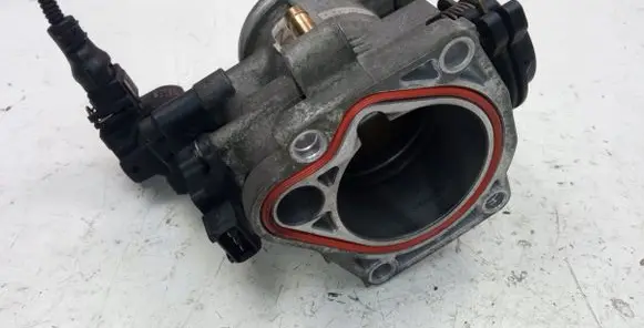 BMW 3 E46 Throttle body valve 
