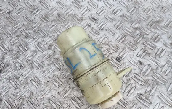 Peugeot 4007 Power steering fluid tank/reservoir